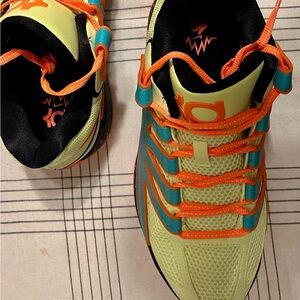 KD Basketball Shoes in Neon Yellow & Orange